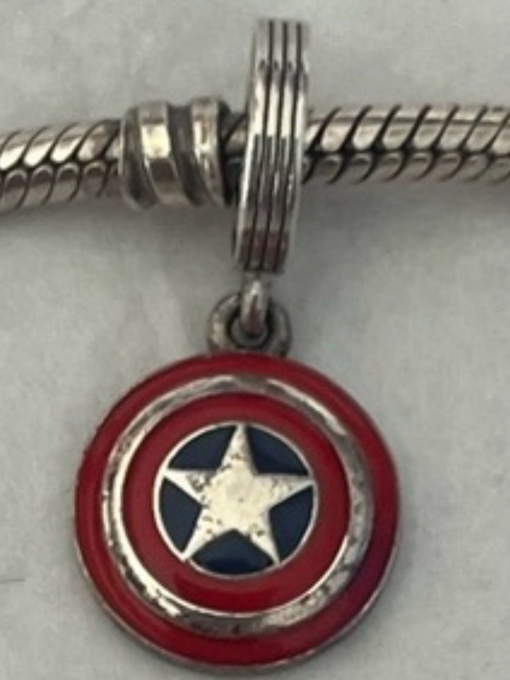 PANDORA MARVEL CAPTAIN AMERICAS SHEILD CHARM